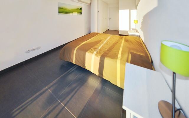 Apartment With 4 Bedrooms in Canet-en-roussillon, With Wonderful sea V