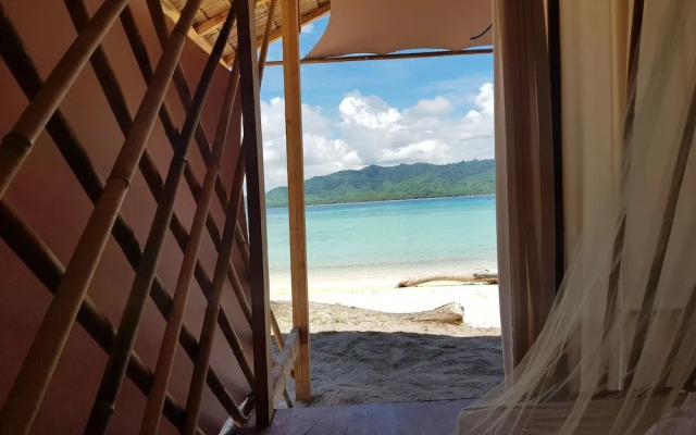 Backpackers Island Beach Camp - Adults Only