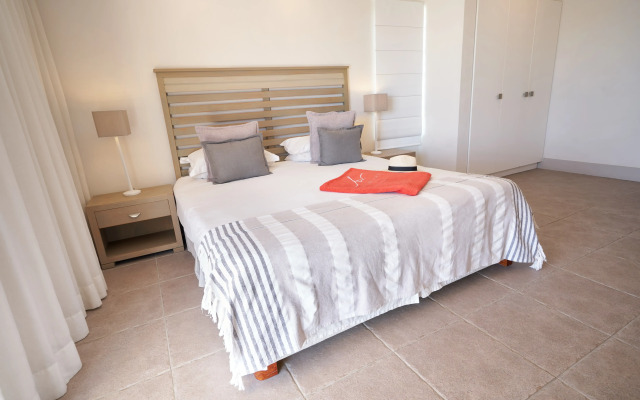 Cape Point Seafront Suites & Penthouse with LOV