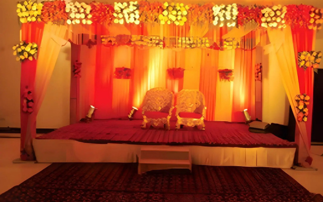 OYO 11629 Hotel Sunshine Inn