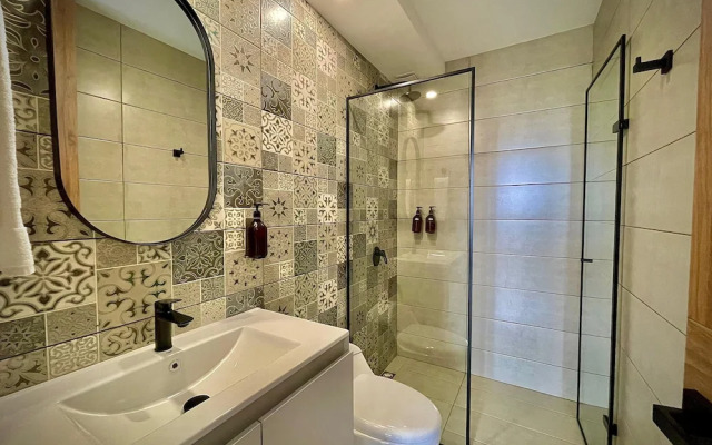 Nomadic Suites