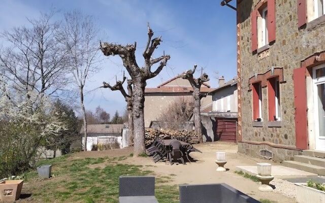 Chambres d'Hotes La Cabanette