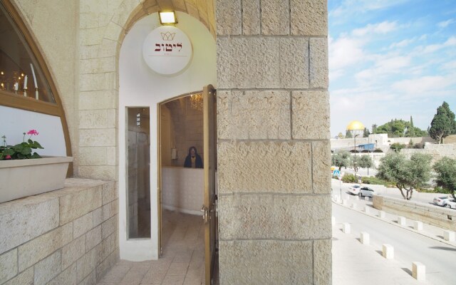 Litov Kotel Hotel - A Jewish Orthodox Hotel