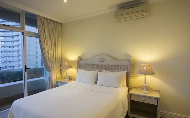 203 Oyster Quays