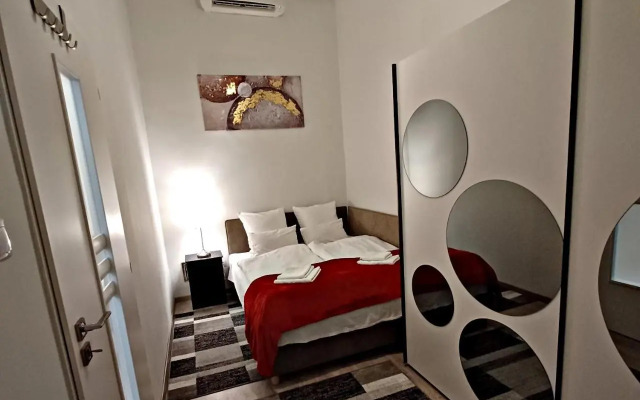 Palace3 Apartment