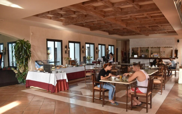 Beautiful 2-bed/ Bathrooms Estepona Apartment