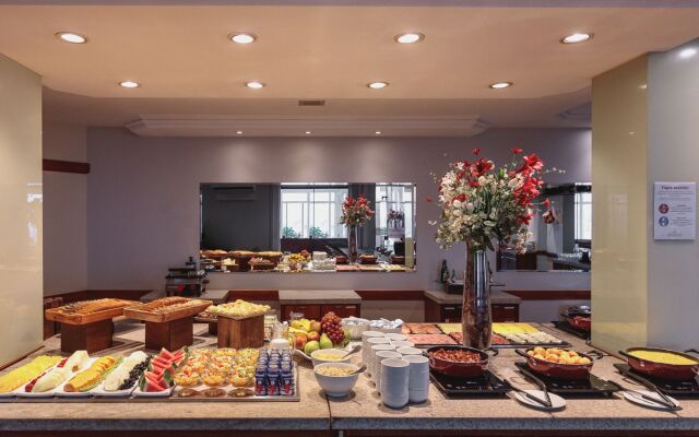 Monthez Hotel & Eventos