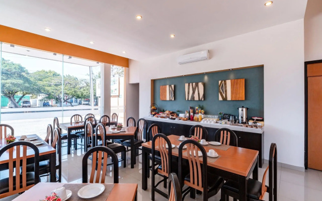 Tecnohotel Itzaes