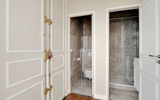 Charming Apartment - 1br/4p - Place Victor Hugo