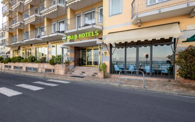 B&B Hotel Diano Marina Palace
