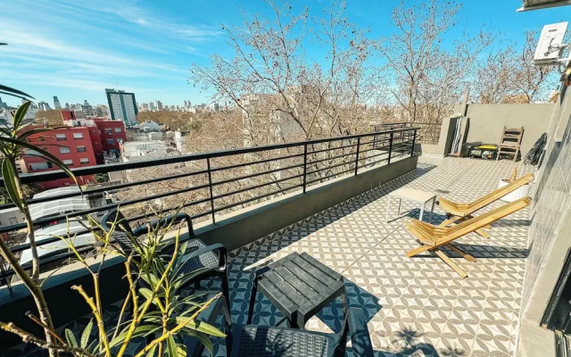 Spacious Penthouse in excellent Area by BT Homes