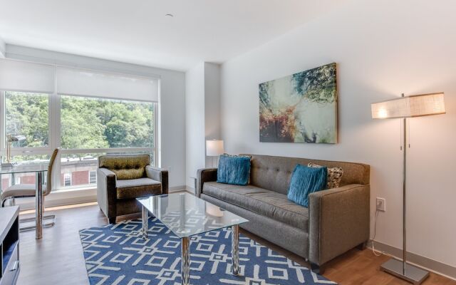 Global Luxury Suites at Longwood Medical Area