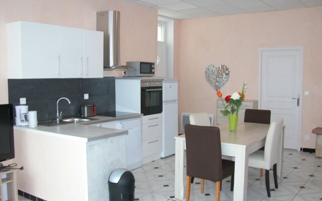 Aquanerius Residence