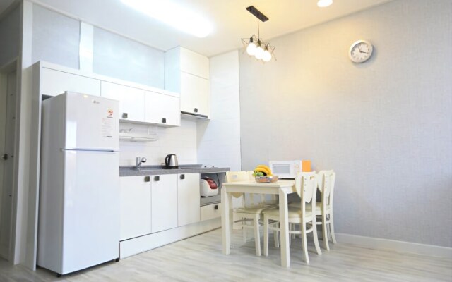 Buan Mohyang Crystal Pension
