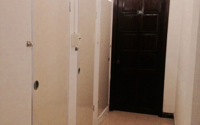 Amy Hostel Hue