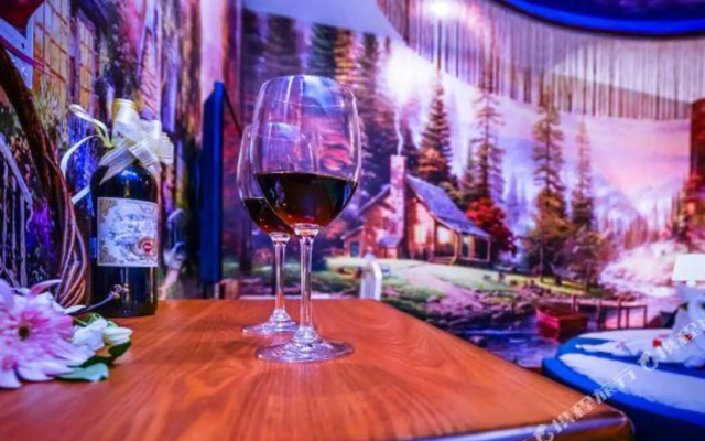 Yuechen Hotel (Xietaizi Subway Station)