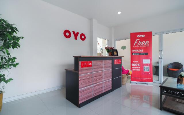 OYO 662 Malee Bunga Hotel