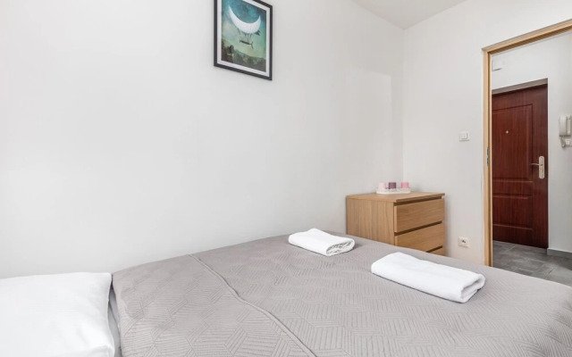 Zwyciezcow 3 Apartments By Renters