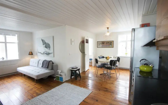 Apartment N24B