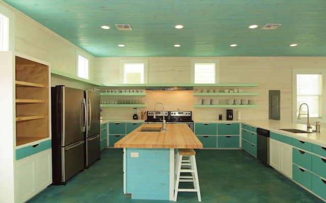 Beach Club Clubhouse 3