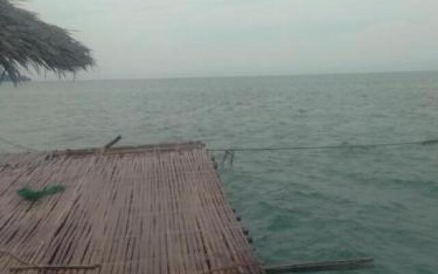 Lake House Resort