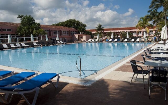 Blau Arenal Habana Beach