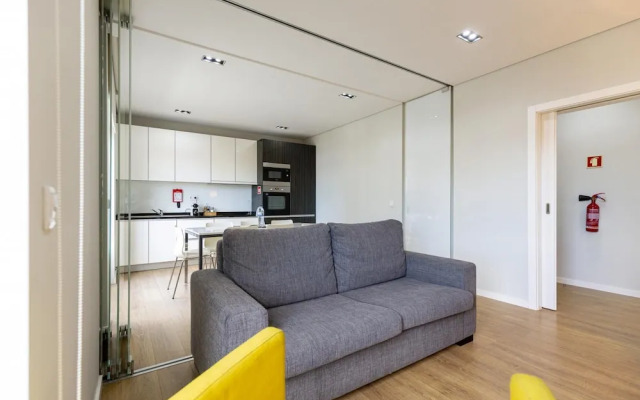 Feel Porto Downtown City Roofs