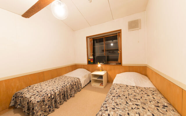 Inn of Amigos Yasuda Pension