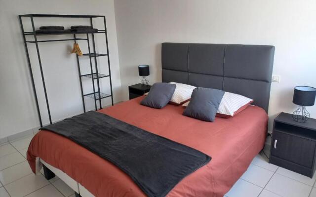 Maison Face au Mont avec extérieur