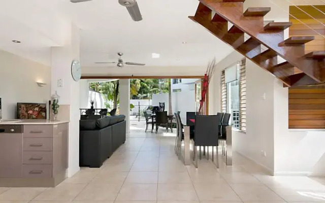 Port Douglas Accommodation - 5 Templemoon