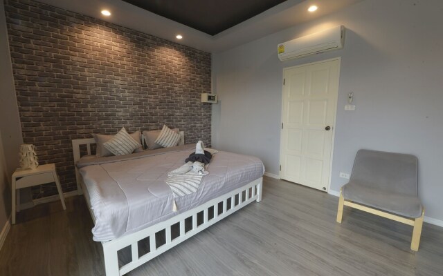 Livit70's hotel & hostel