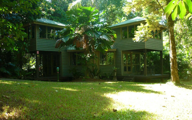 Ferntree Rainforest Lodge