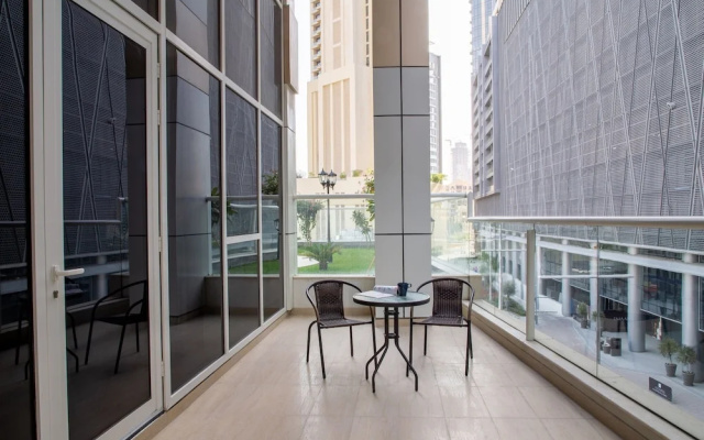Superb & Homey 3BR Apartment In Downtown Dubai