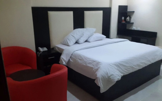 Golphins Suites and Hotels