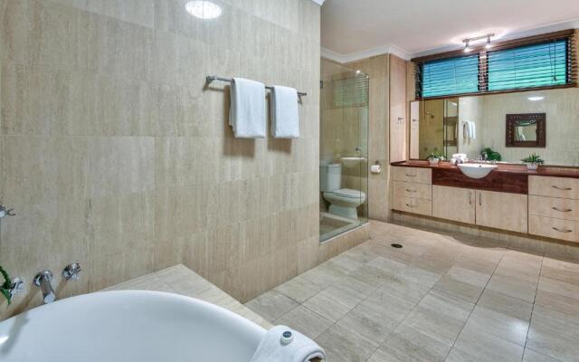 3 Bedroom Poinciana Lodge
