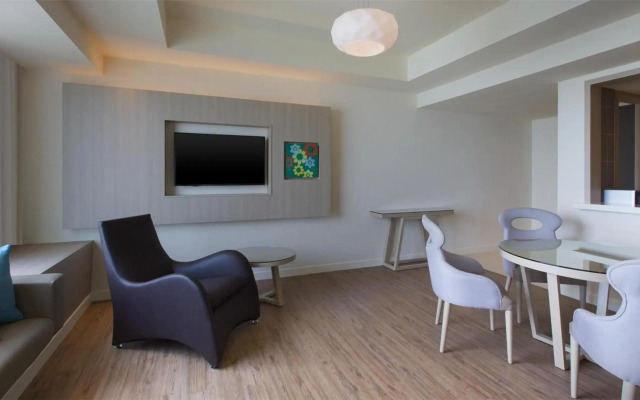 Mercure Penang Beach