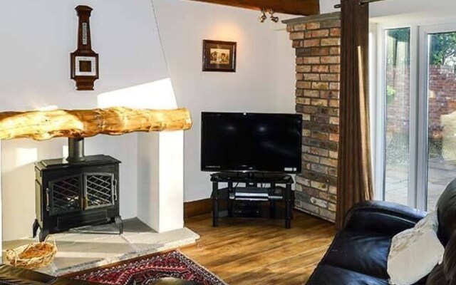 Winsall Court II