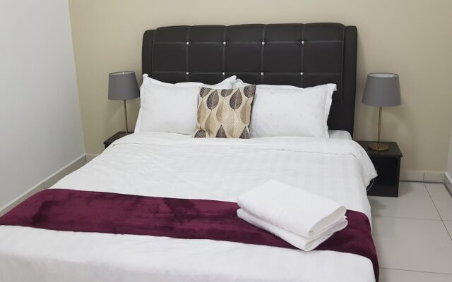 Euzmo Residences at Studio 14