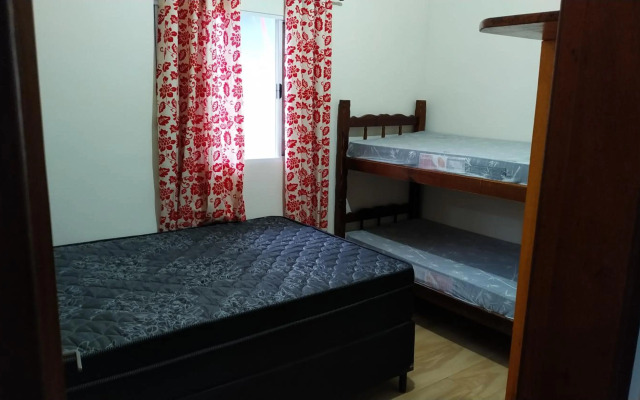 Apartamento confortável em Maranduba a 900 metros da praia