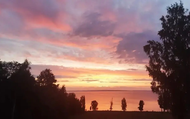 Stunning Sleeps 9 Lakeview Loghome, Spa & Yoga