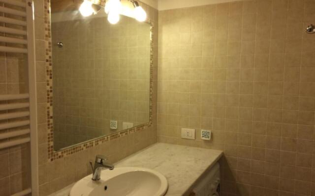 LevantoTwo bedrooms Flat with terrace