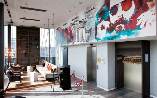 Hotel Indigo Berlin - East Side Gallery by IHG