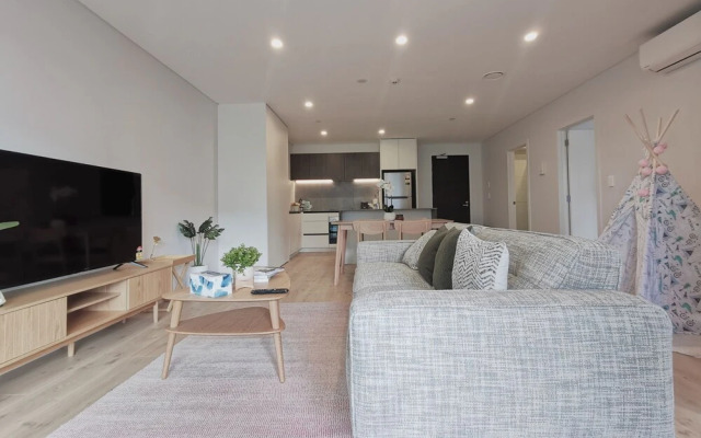 Brand New Lux 2 Bedroom Apartment
