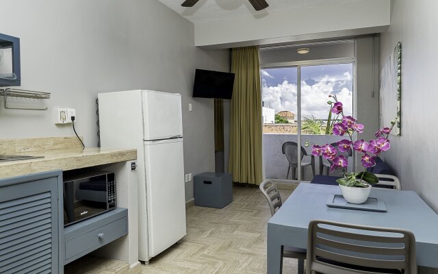 El Sol del Caribe Apart Suite by BFH Playa del Carmen