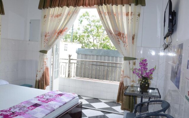 Hien Guesthouse II