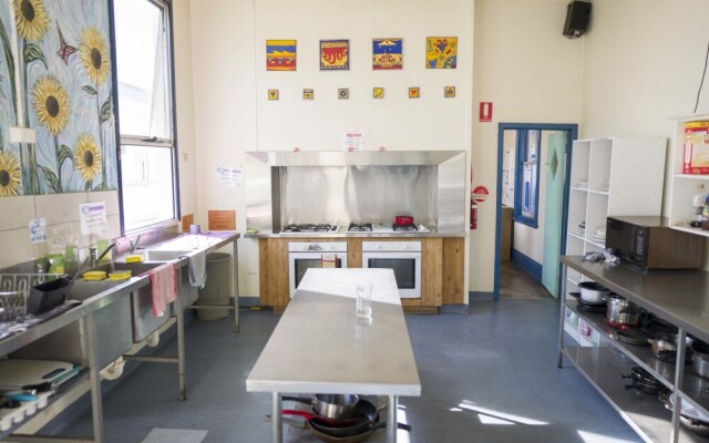 Albany Bayview Lodge YHA