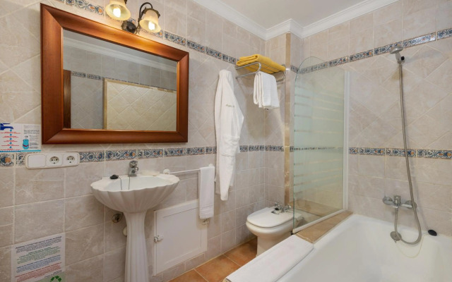 Hotel Rural Monnaber Nou & SPA