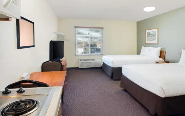 Woodspring Suites Baton Rouge Airport