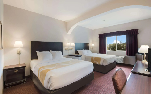Quality Inn Grand Suites Bellingham