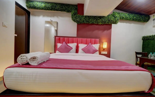OYO 17371 Platinum Inn